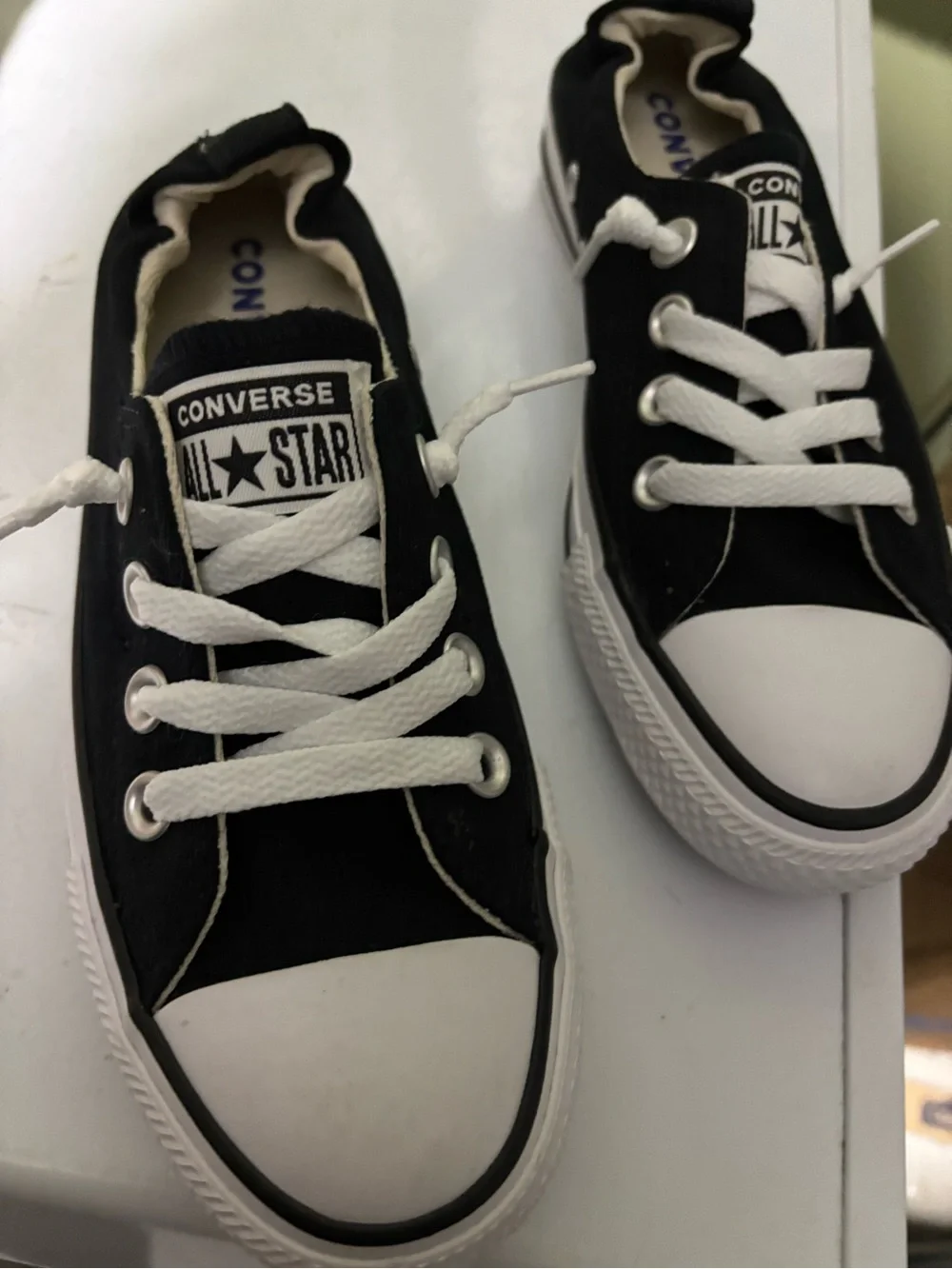 Converse Kids Black Canvas Low-Top Sneakers with White Accents size 6 girls